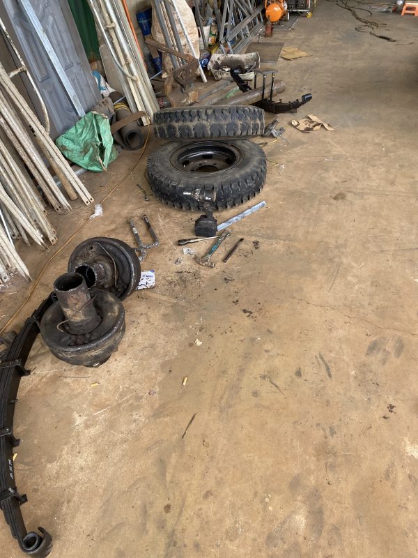 Đội Xây Dựng Kim Cơ Khí Tổng Hợp Trung Nguyễn